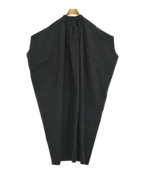 1er Arrondissement Dresses