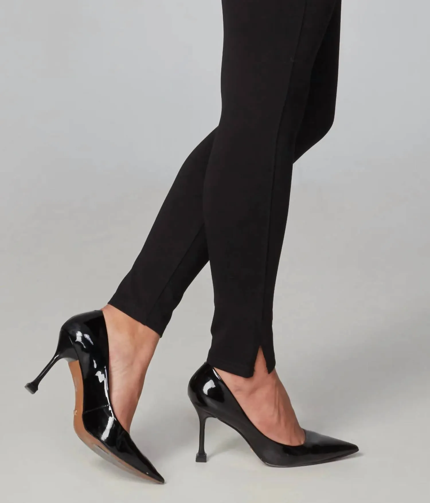 Anna-J Mid Rise Leggings In Black