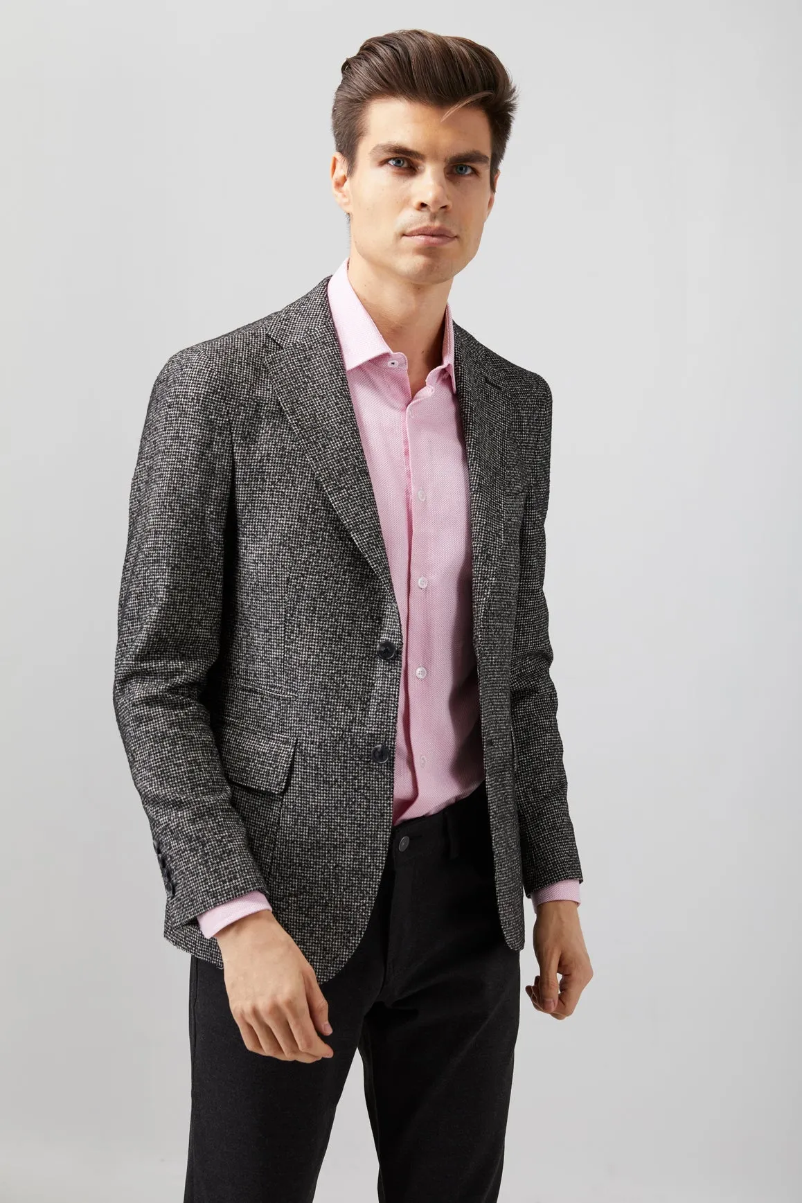 Black and White Zip Up Houndstooth Sportcoat