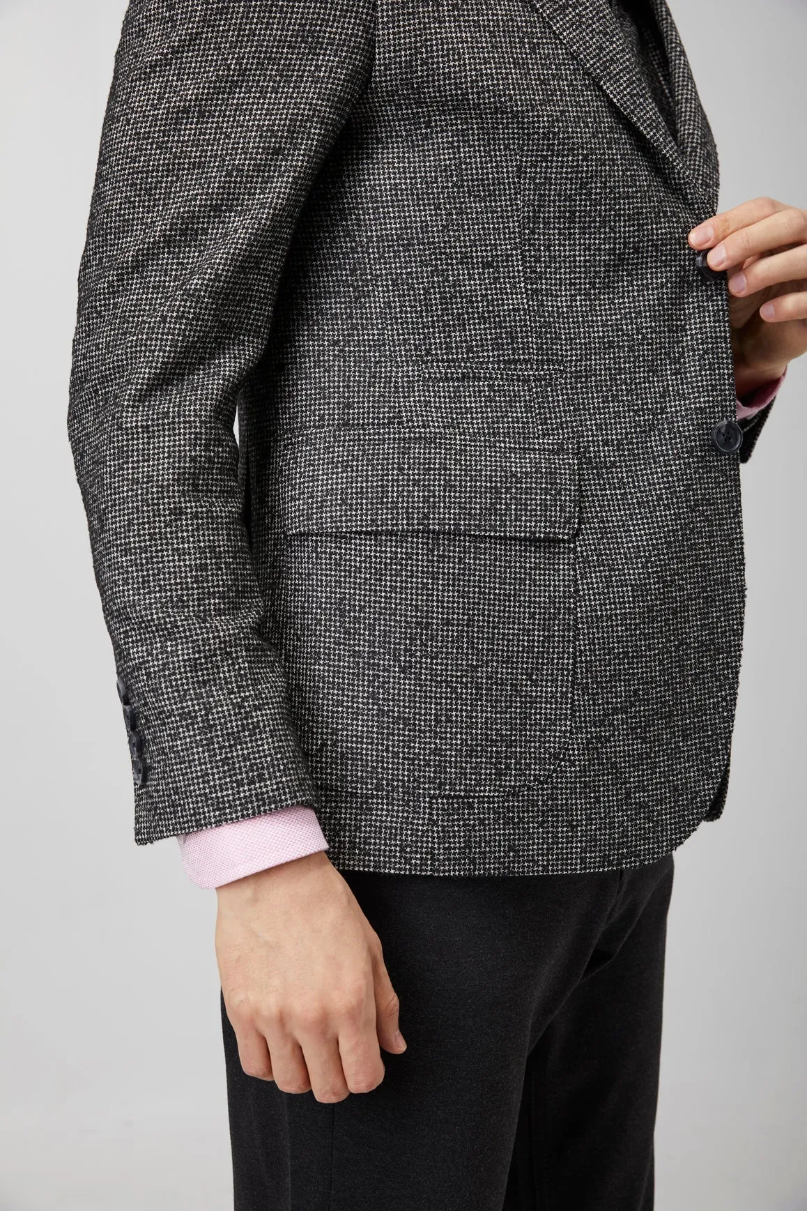 Black and White Zip Up Houndstooth Sportcoat
