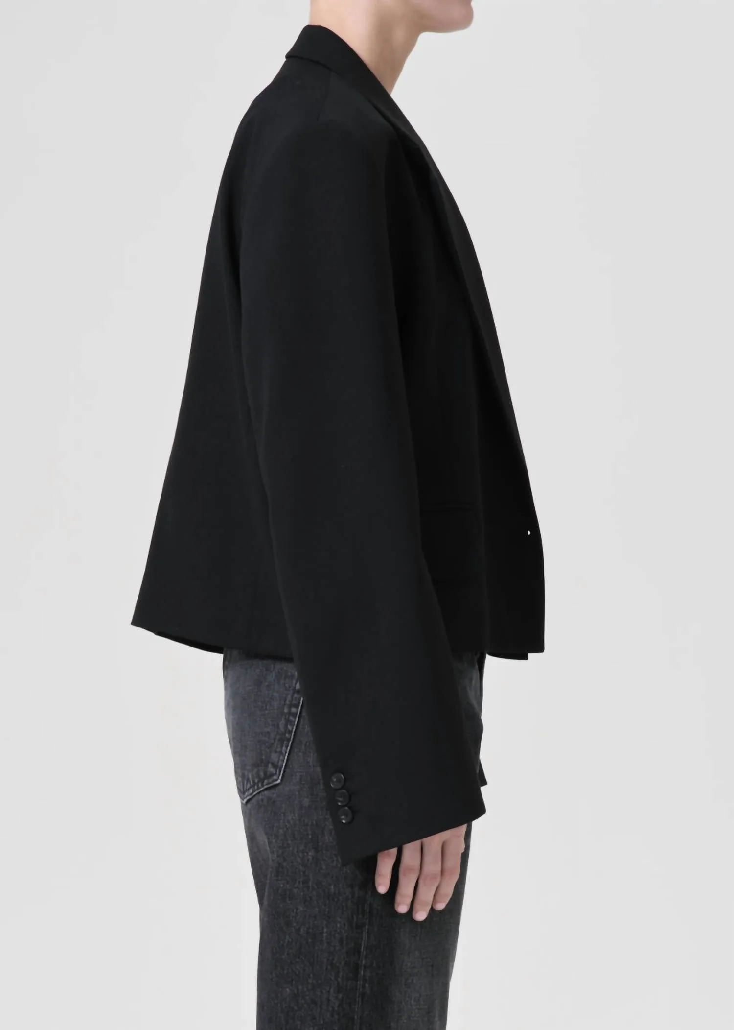 Callie Cropped Blazer In Black
