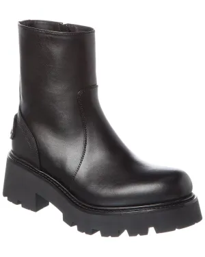 CELINE Zipped Leather Boot