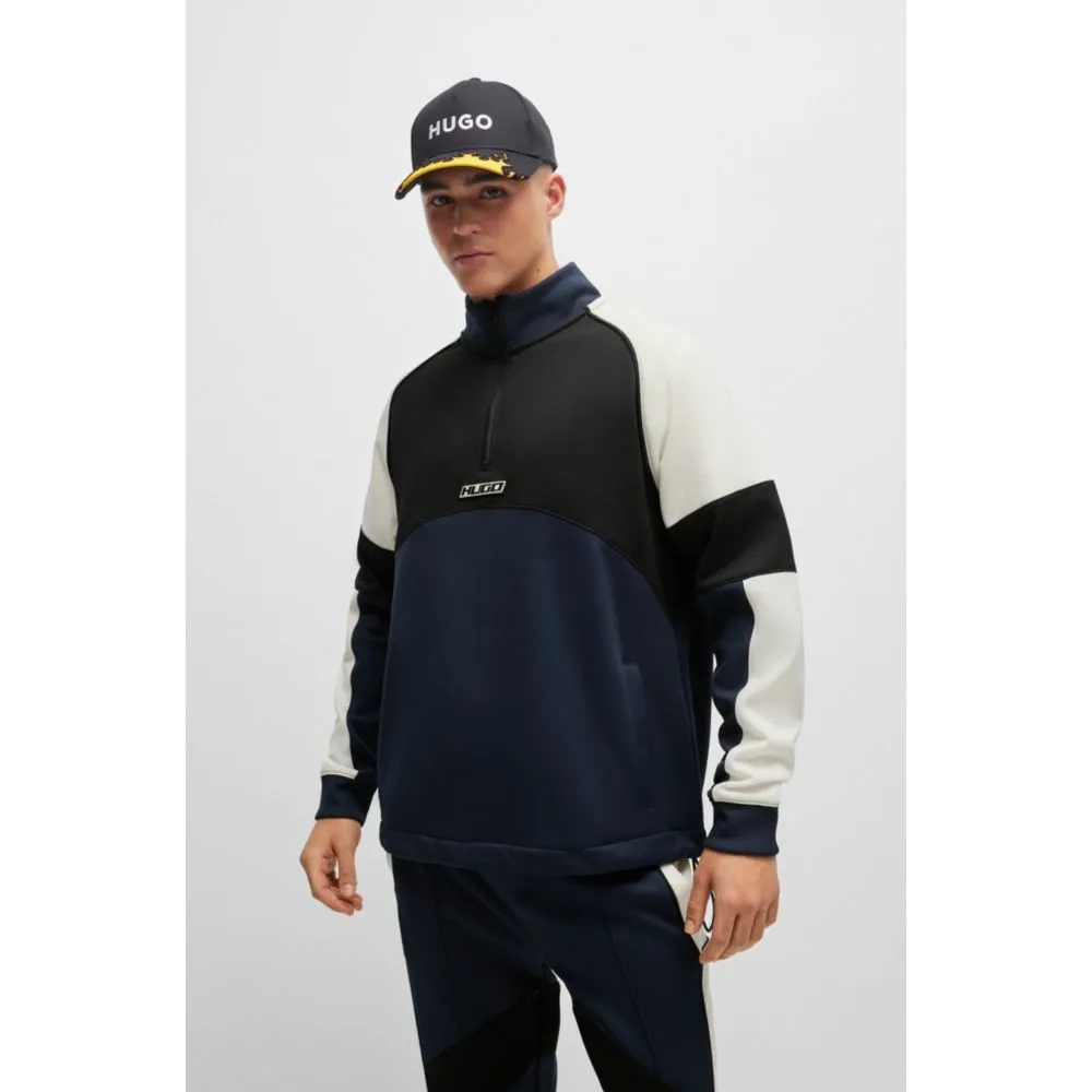 Color-blocked sweatshirt with racing-inspired logo badge
