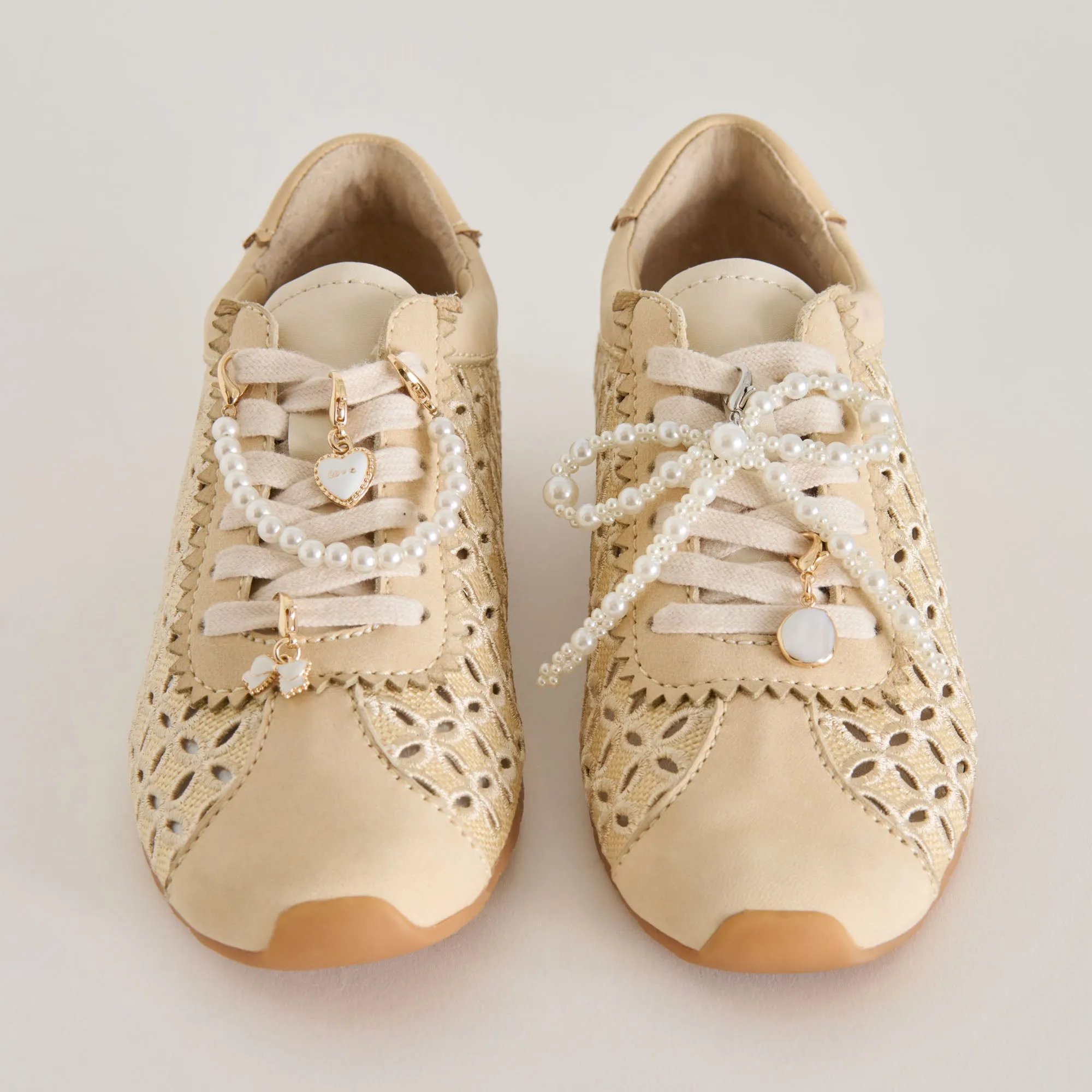 DANIE SNEAKERS NATURAL RAFFIA   PEARL CHARM BUNDLE