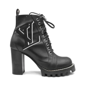 LOUIS VUITTON Black SIZE 39.5 Boots