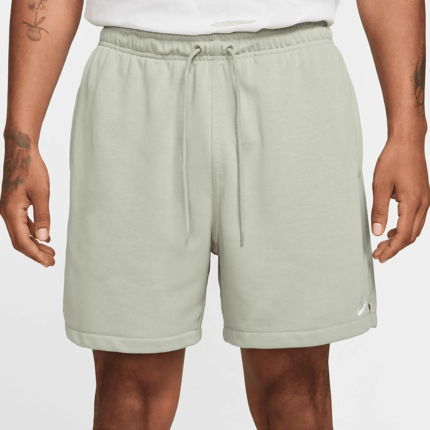 Men's Club French Terry Flow Shorts In Jade Horizon/white