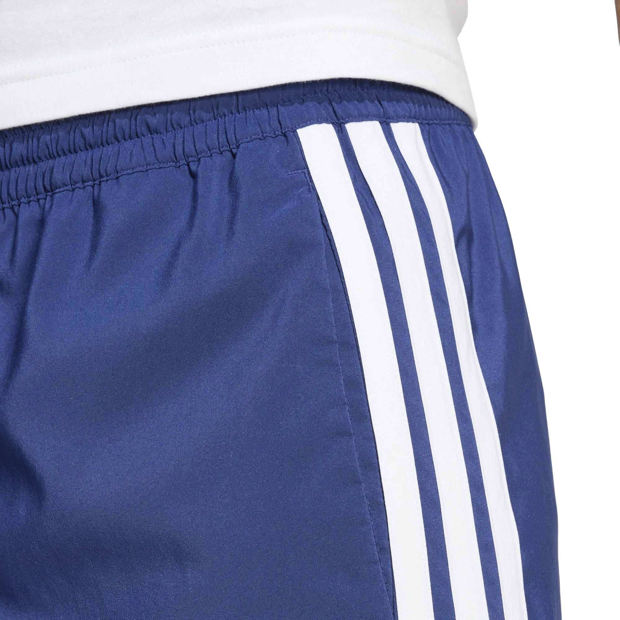 Men's Essential 3-Stripes Chelsea Shorts