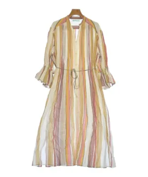 NE QUITTEZ PAS Dresses