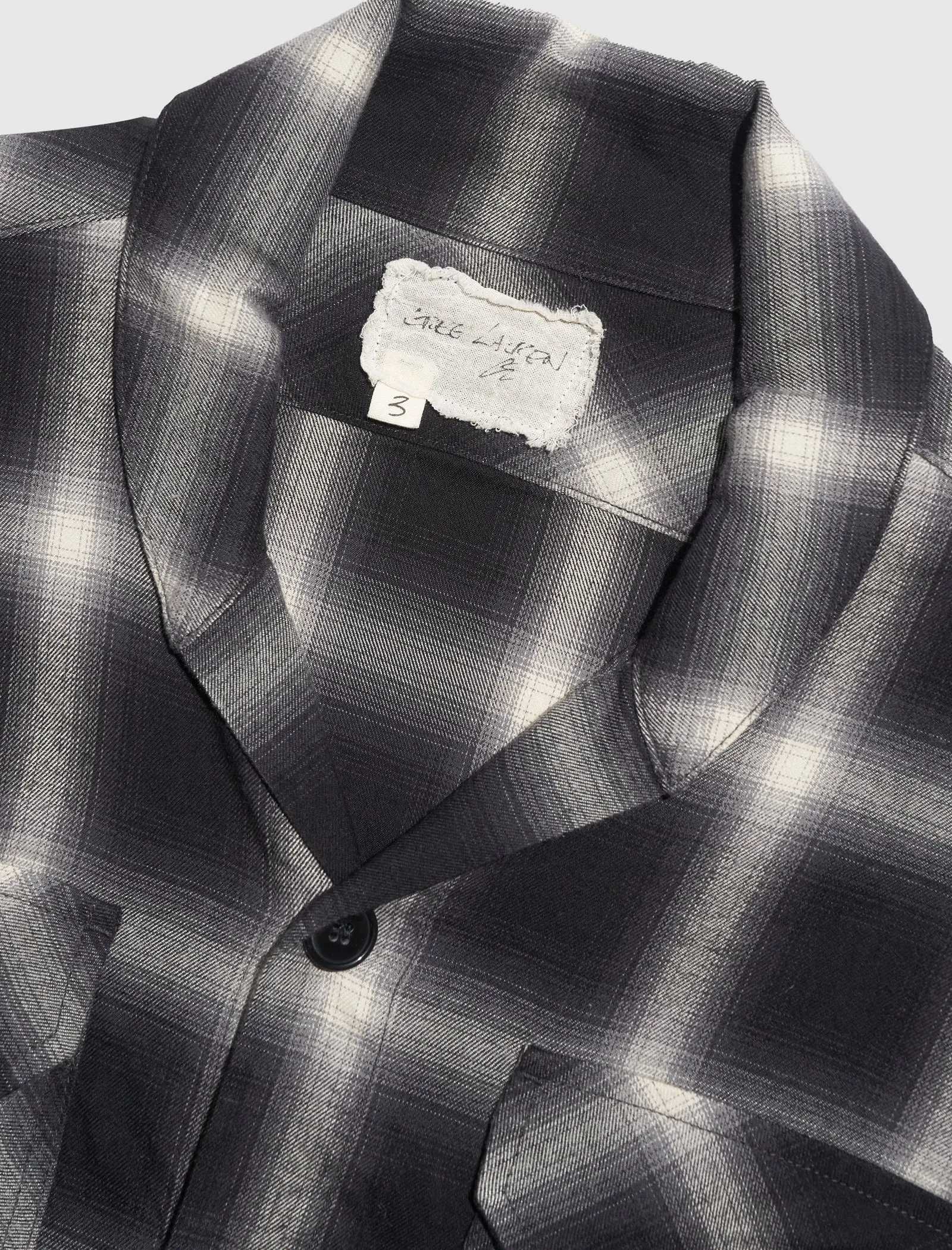 PLAID BOXY SHIRT