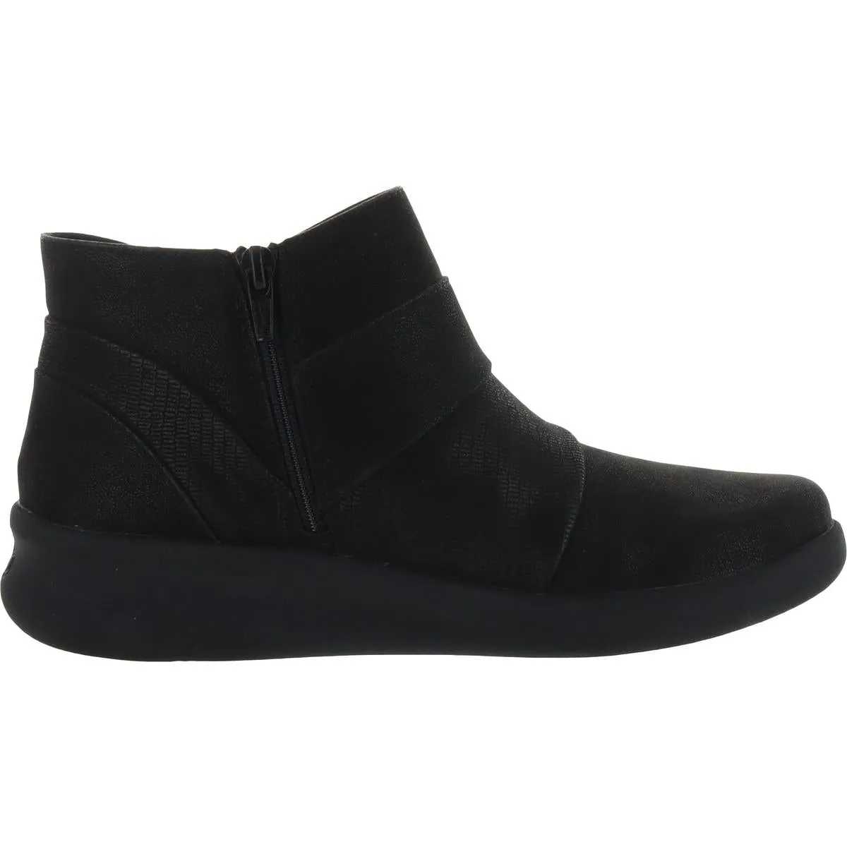 Sillian 2.0 Rise Womens Ankle Almond Toe Booties