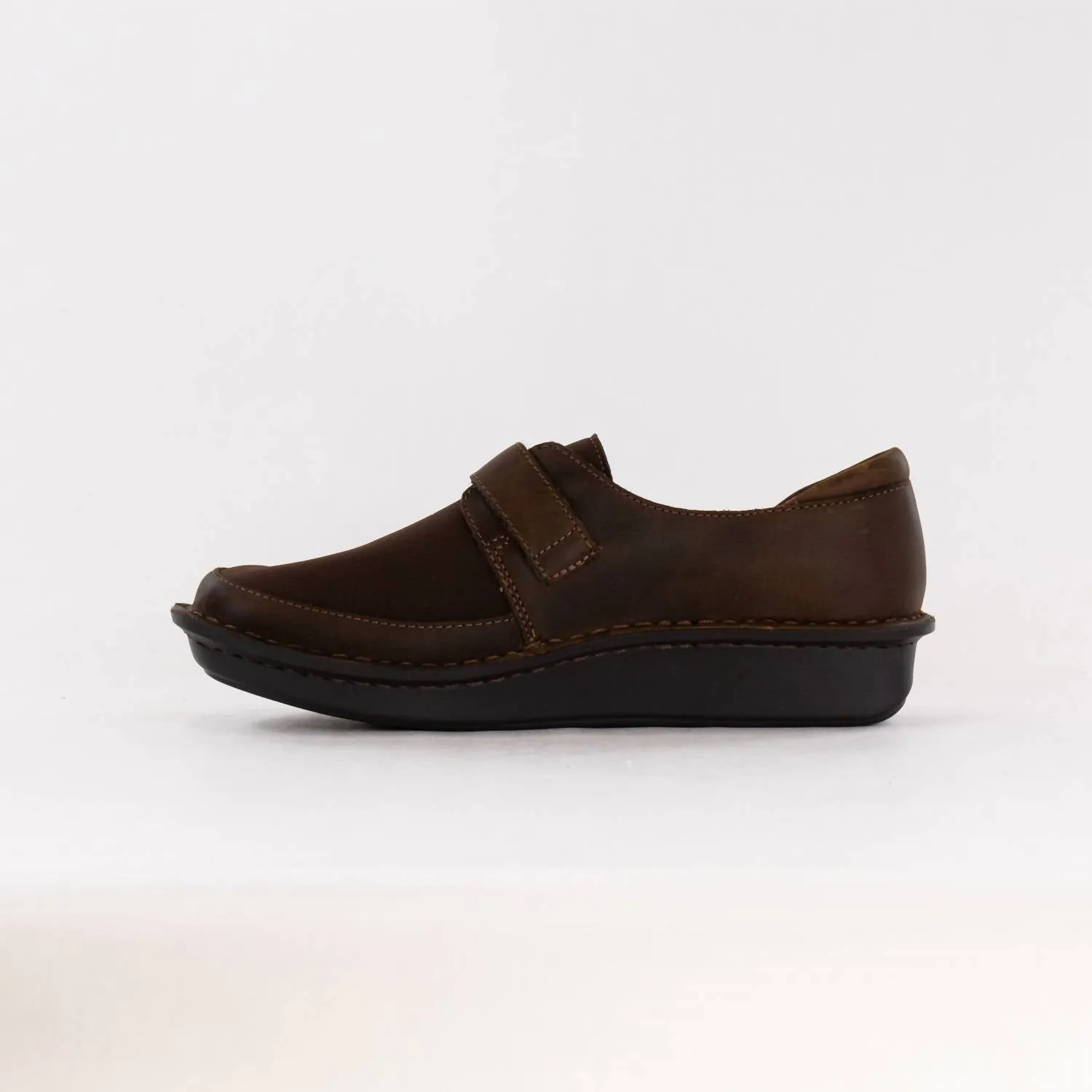 Women's Brenna Loafers In Oiled Brown